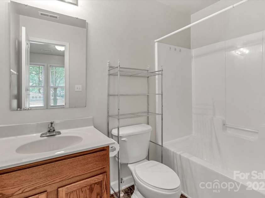 12450 Stone Garden Drive, Huntersville, NC 28078.  MLS# CAR4271336, YatesRealty ID 23756. 