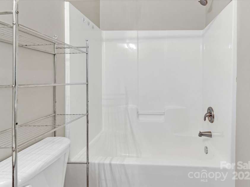 12450 Stone Garden Drive, Huntersville, NC 28078.  MLS# CAR4271336, YatesRealty ID 23756. 