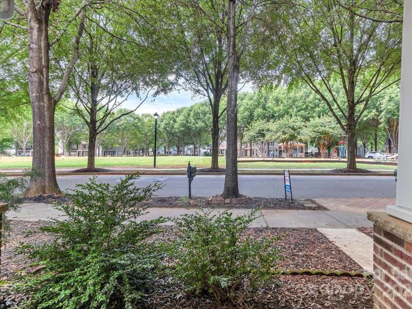 12450 Stone Garden Drive, Huntersville, NC 28078.  MLS# CAR4271336, YatesRealty ID 23756. 