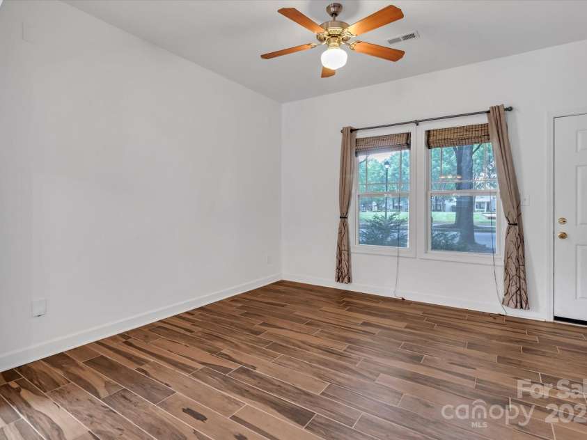 12450 Stone Garden Drive, Huntersville, NC 28078.  MLS# CAR4271336, YatesRealty ID 23756. 