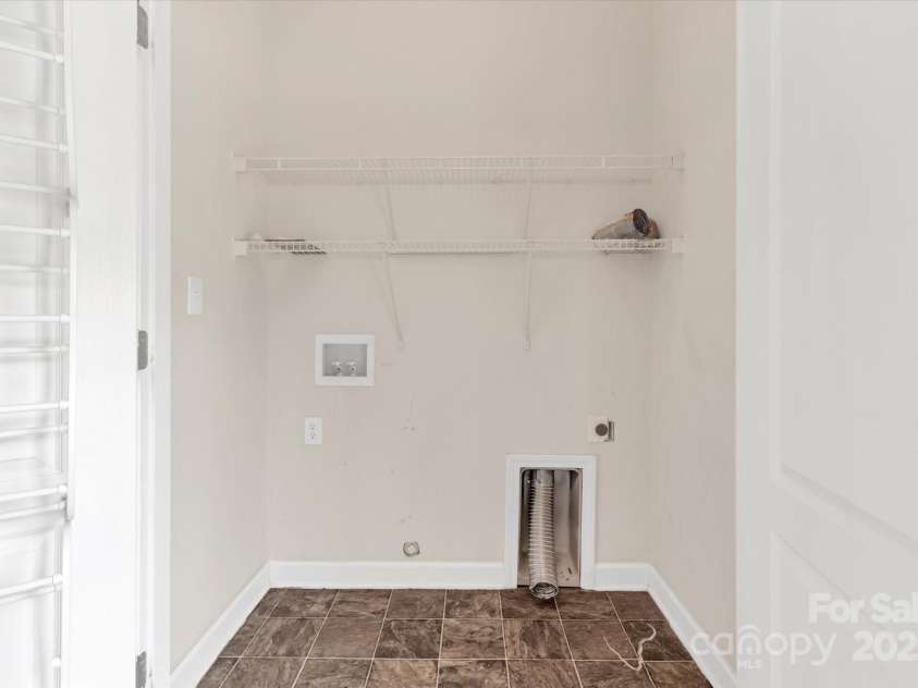 12450 Stone Garden Drive, Huntersville, NC 28078.  MLS# CAR4271336, YatesRealty ID 23756. 