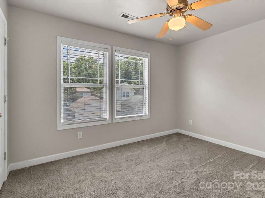 12450 Stone Garden Drive, Huntersville, NC 28078.  MLS# CAR4271336, YatesRealty ID 23756. 