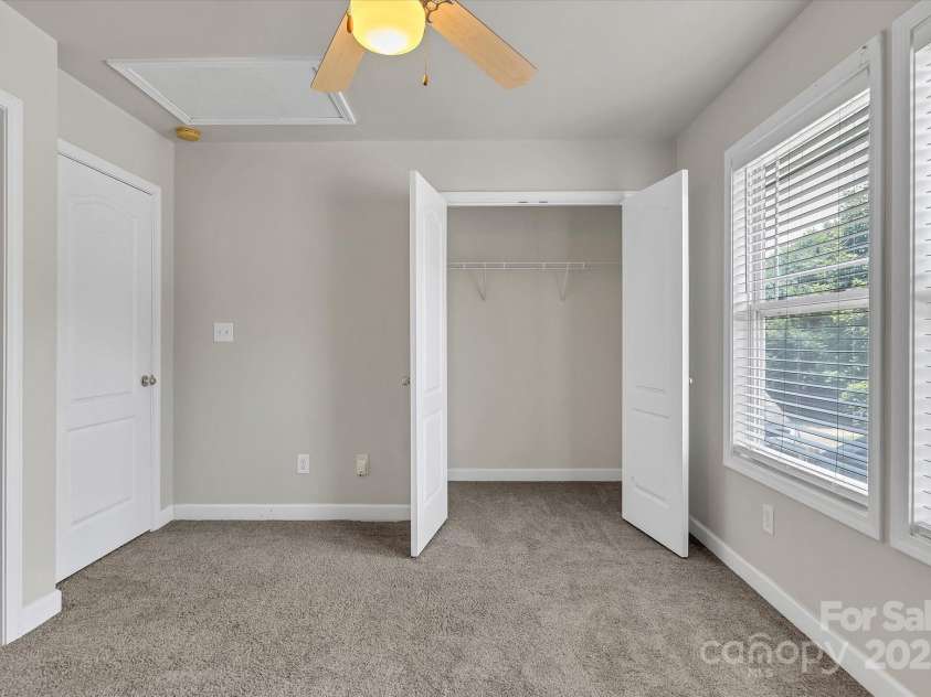 12450 Stone Garden Drive, Huntersville, NC 28078.  MLS# CAR4271336, YatesRealty ID 23756. 