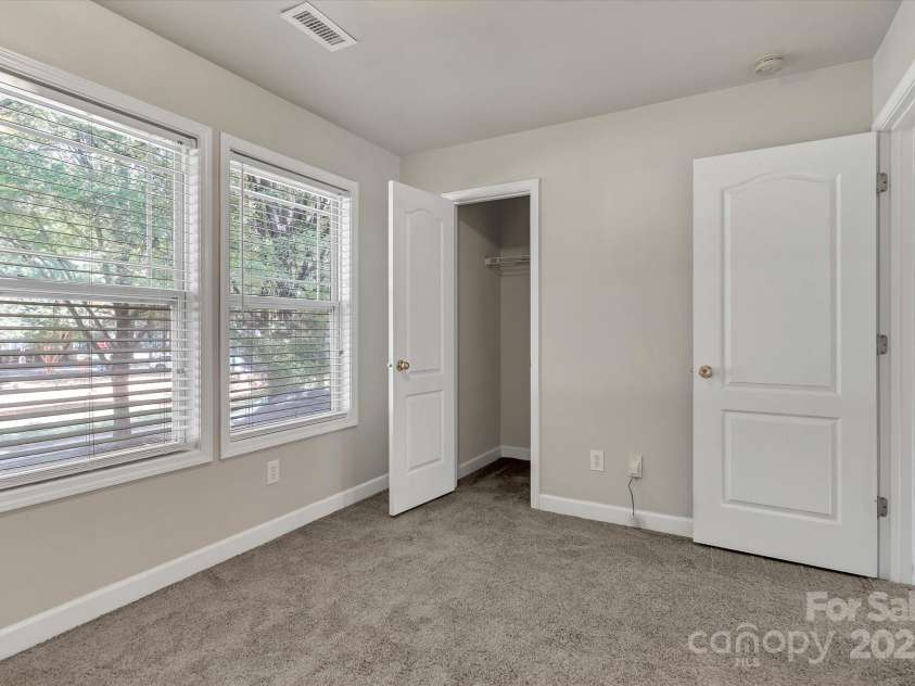 12450 Stone Garden Drive, Huntersville, NC 28078.  MLS# CAR4271336, YatesRealty ID 23756. 