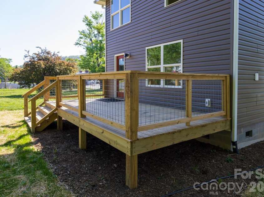 39 Terry Estates Drive, Black Mountain, NC 28711.  MLS# CAR4372396, YatesRealty ID 23756. Back Deck for grilling