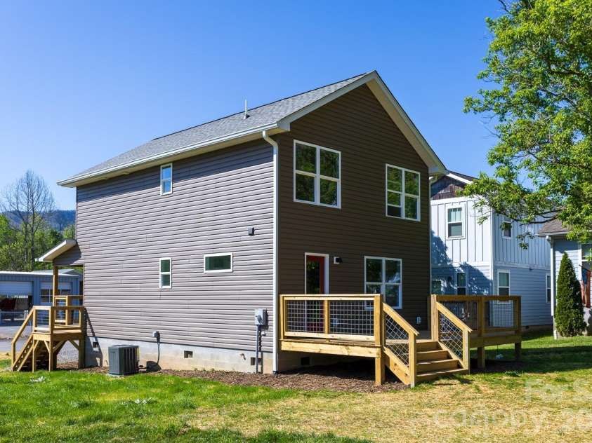 39 Terry Estates Drive, Black Mountain, NC 28711.  MLS# CAR4372396, YatesRealty ID 23756. Back view 39 Terry estates