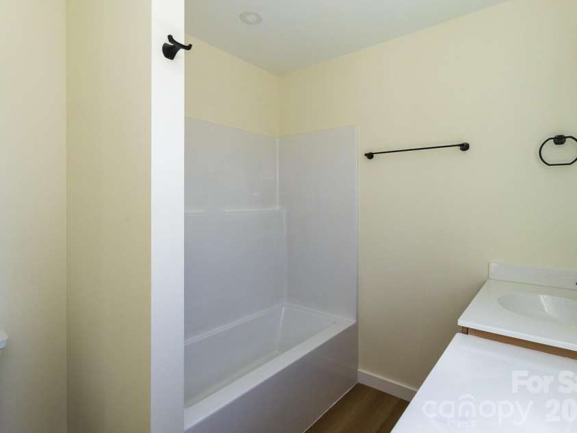 39 Terry Estates Drive, Black Mountain, NC 28711.  MLS# CAR4372396, YatesRealty ID 23756. Master Bath Shower