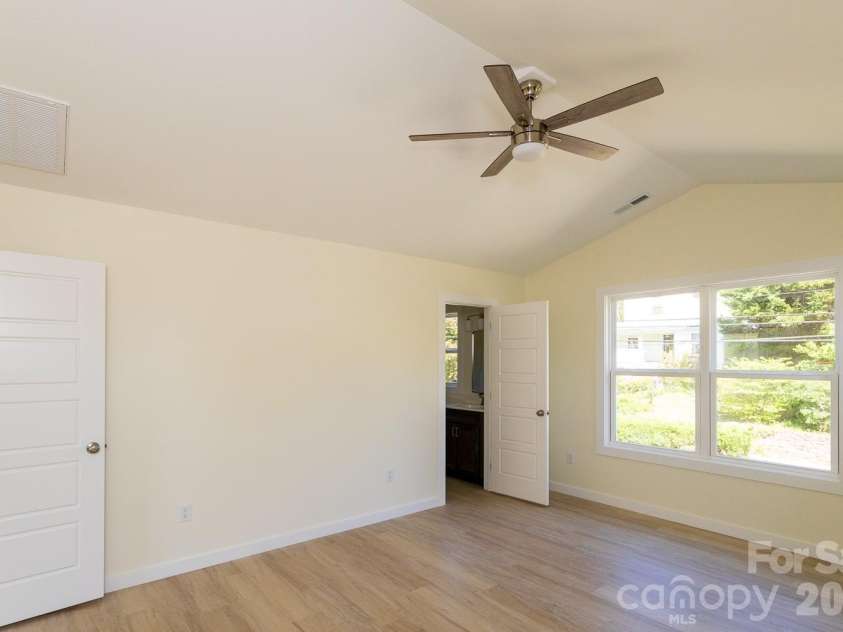 46 Vance Avenue, Black Mountain, NC 28711.  MLS# CAR4363726, YatesRealty ID 23757. Primary Bedroom