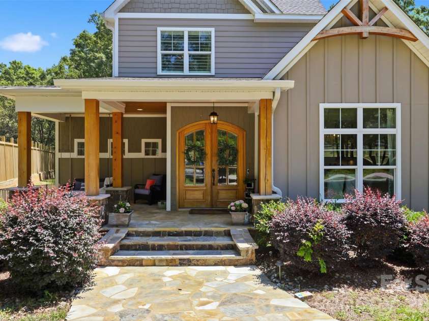 1595 Mary Ellen Drive, Fort Mill, SC 29708.  MLS# CAR4380755, YatesRealty ID 23758. 