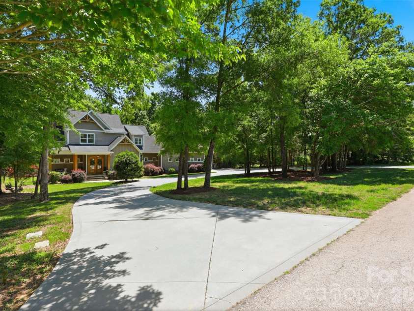 1595 Mary Ellen Drive, Fort Mill, SC 29708.  MLS# CAR4380755, YatesRealty ID 23758. 