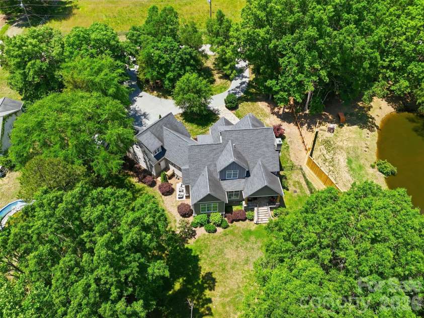 1595 Mary Ellen Drive, Fort Mill, SC 29708.  MLS# CAR4380755, YatesRealty ID 23758. 