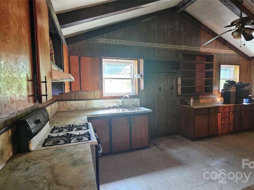11056 US Highway 52 Highway, Wadesboro, NC 28170.  MLS# CAR4274105, YatesRealty ID 23759. 2nd Kitchen located adjacent to Den