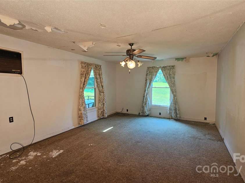 11056 US Highway 52 Highway, Wadesboro, NC 28170.  MLS# CAR4274105, YatesRealty ID 23759. Bedroom on Main Level