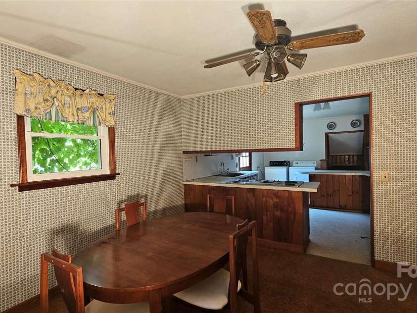 11056 US Highway 52 Highway, Wadesboro, NC 28170.  MLS# CAR4274105, YatesRealty ID 23759. Dining Room