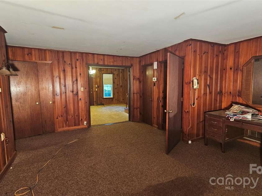 11056 US Highway 52 Highway, Wadesboro, NC 28170.  MLS# CAR4274105, YatesRealty ID 23759. Loft area