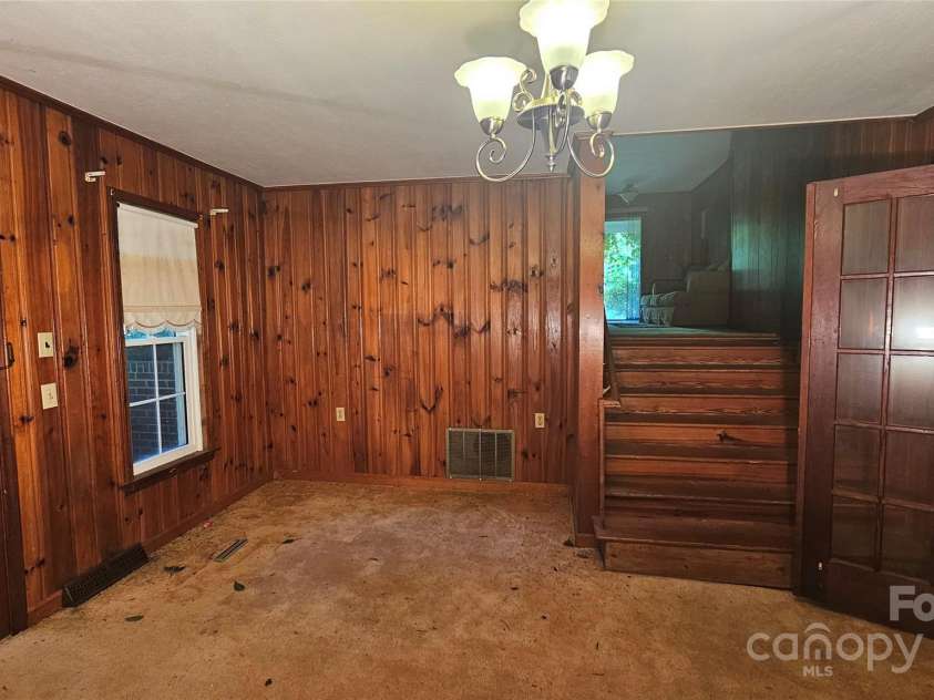 11056 US Highway 52 Highway, Wadesboro, NC 28170.  MLS# CAR4274105, YatesRealty ID 23759. Sitting Room