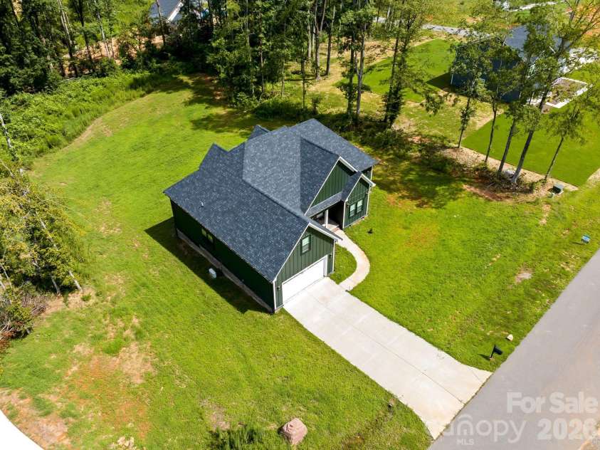 2002 Plain Field Drive, Bessemer City, NC 28016.  MLS# CAR4359285, YatesRealty ID 23759. 