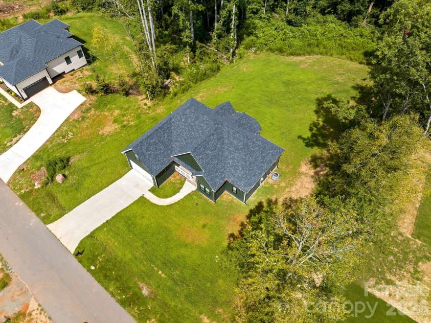 2002 Plain Field Drive, Bessemer City, NC 28016.  MLS# CAR4359285, YatesRealty ID 23759. 