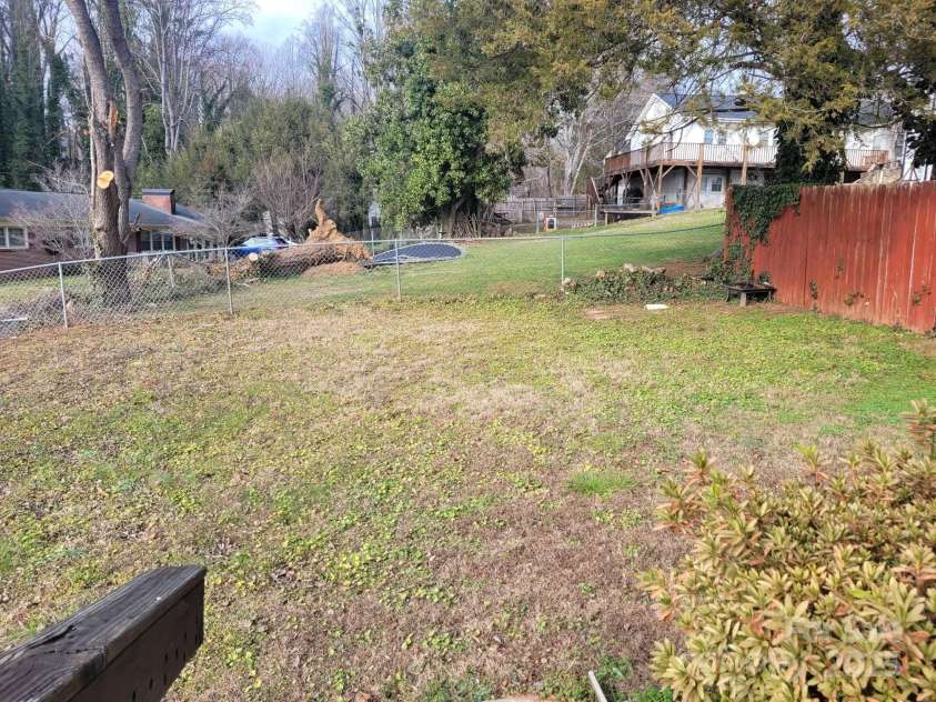 1018 Olive Avenue, Lenoir, NC 28645.  MLS# CAR4209244, YatesRealty ID 2376. 