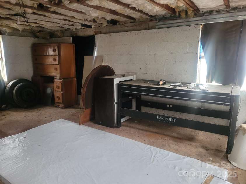 1018 Olive Avenue, Lenoir, NC 28645.  MLS# CAR4209244, YatesRealty ID 2376. 