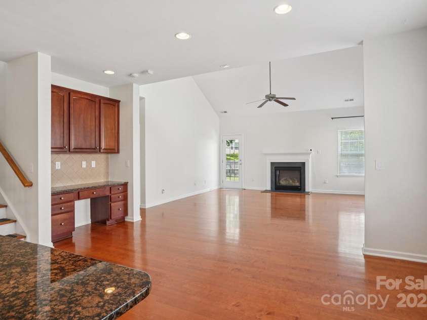 10303 Dominion Village Drive, Charlotte, NC 28269.  MLS# CAR4276725, YatesRealty ID 23760. 