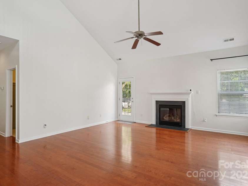 10303 Dominion Village Drive, Charlotte, NC 28269.  MLS# CAR4276725, YatesRealty ID 23760. 