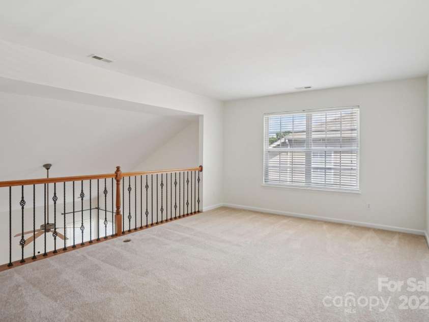 10303 Dominion Village Drive, Charlotte, NC 28269.  MLS# CAR4276725, YatesRealty ID 23760. 