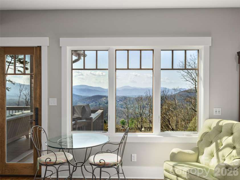 31 Wonderland Ridge Lane, Fairview, NC 28730.  MLS# CAR4369068, YatesRealty ID 23760. 