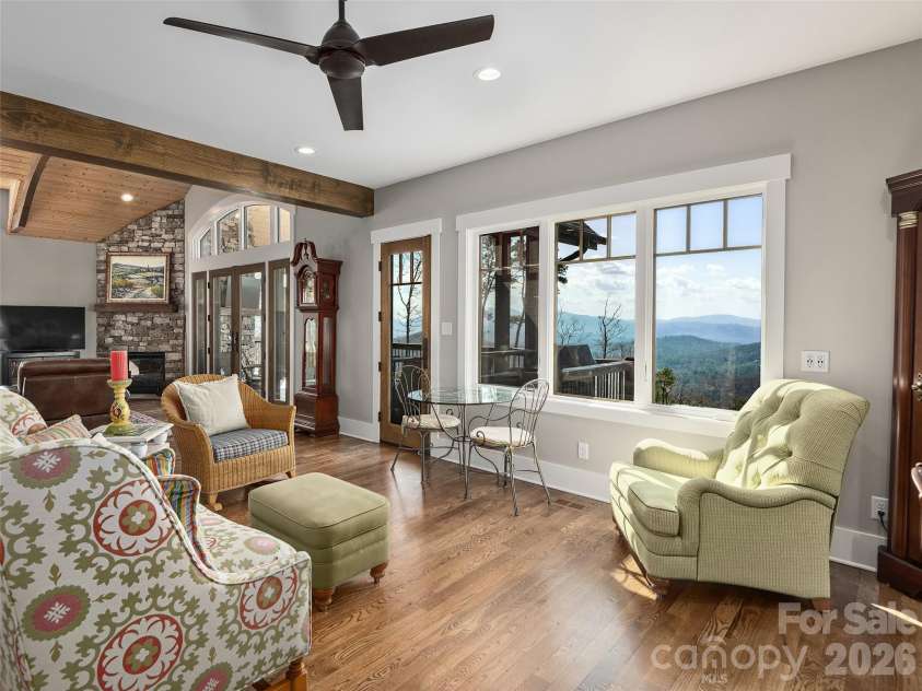 31 Wonderland Ridge Lane, Fairview, NC 28730.  MLS# CAR4369068, YatesRealty ID 23760. 