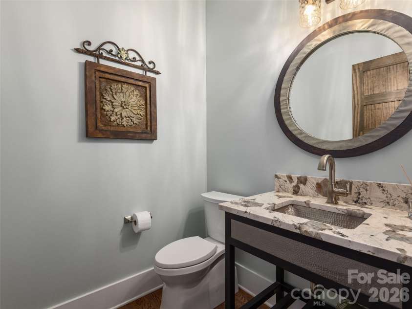 31 Wonderland Ridge Lane, Fairview, NC 28730.  MLS# CAR4369068, YatesRealty ID 23760. 