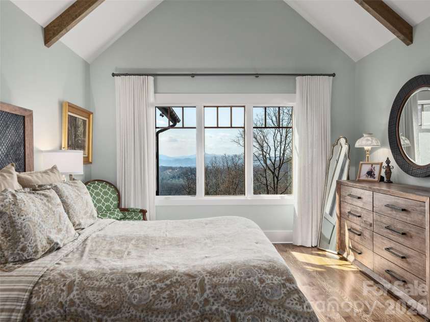 31 Wonderland Ridge Lane, Fairview, NC 28730.  MLS# CAR4369068, YatesRealty ID 23760. 