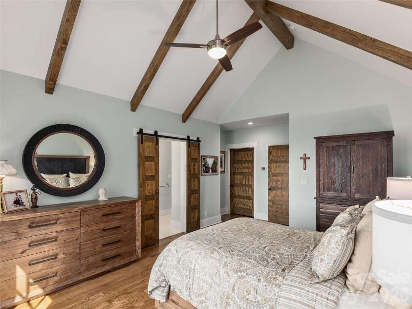 31 Wonderland Ridge Lane, Fairview, NC 28730.  MLS# CAR4369068, YatesRealty ID 23760. 