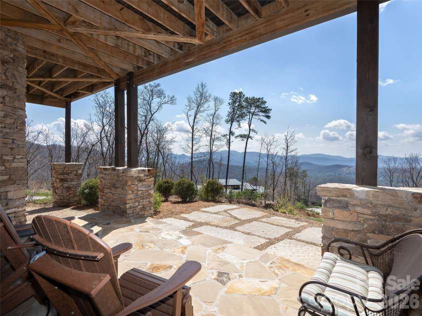 31 Wonderland Ridge Lane, Fairview, NC 28730.  MLS# CAR4369068, YatesRealty ID 23760. 