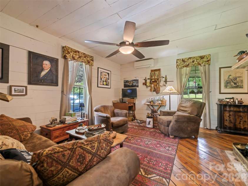 647 Indian Springs Road, Clyde, NC 28721.  MLS# CAR4376153, YatesRealty ID 23762. 