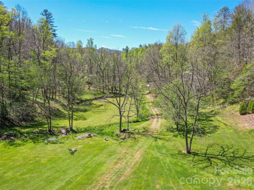 647 Indian Springs Road, Clyde, NC 28721.  MLS# CAR4376153, YatesRealty ID 23762. 