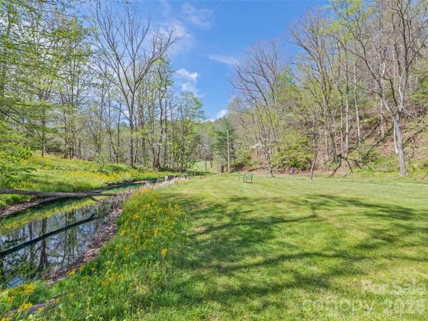 647 Indian Springs Road, Clyde, NC 28721.  MLS# CAR4376153, YatesRealty ID 23762. 