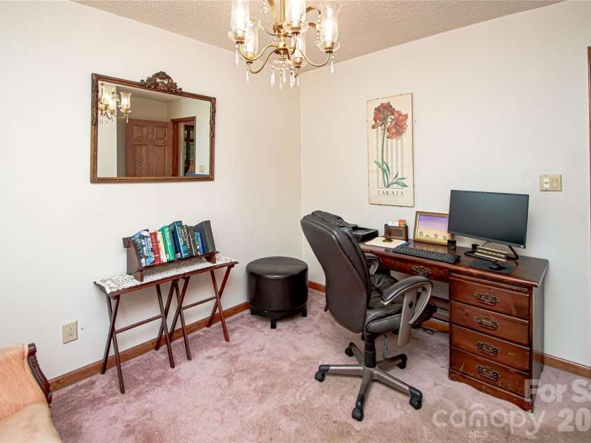 10801 Whitfield Ridge Drive, Charlotte, NC 28277.  MLS# CAR4375707, YatesRealty ID 23763. 