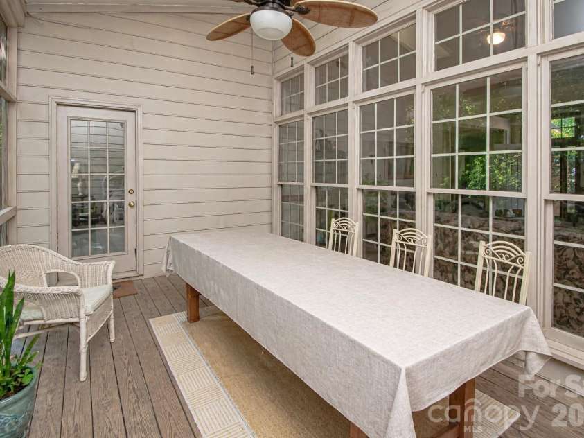 10801 Whitfield Ridge Drive, Charlotte, NC 28277.  MLS# CAR4375707, YatesRealty ID 23763. 