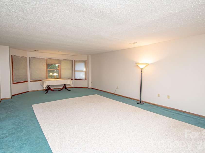 10801 Whitfield Ridge Drive, Charlotte, NC 28277.  MLS# CAR4375707, YatesRealty ID 23763. 