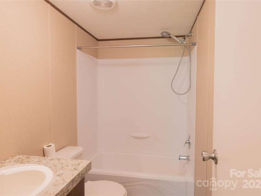 812 Acclaim Drive, York, SC 29745.  MLS# CAR4273090, YatesRealty ID 23764. 