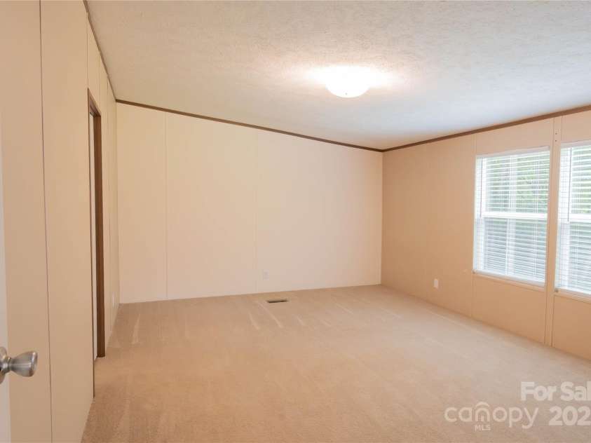 812 Acclaim Drive, York, SC 29745.  MLS# CAR4273090, YatesRealty ID 23764. 