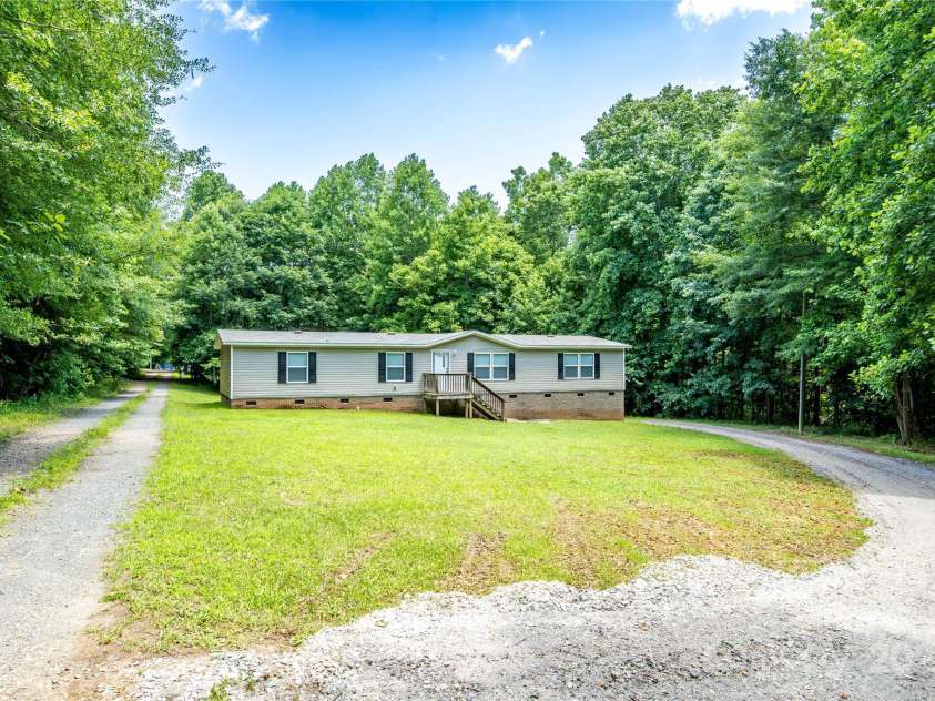 812 Acclaim Drive, York, SC 29745.  MLS# CAR4273090, YatesRealty ID 23764. 