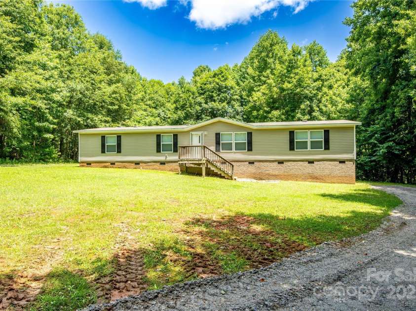 812 Acclaim Drive, York, SC 29745.  MLS# CAR4273090, YatesRealty ID 23764. 
