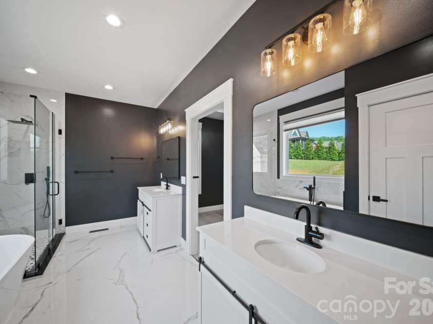 111 Pisgah Gap Drive, Candler, NC 28715.  MLS# CAR4381392, YatesRealty ID 23766. 