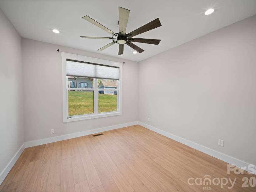 111 Pisgah Gap Drive, Candler, NC 28715.  MLS# CAR4381392, YatesRealty ID 23766. 