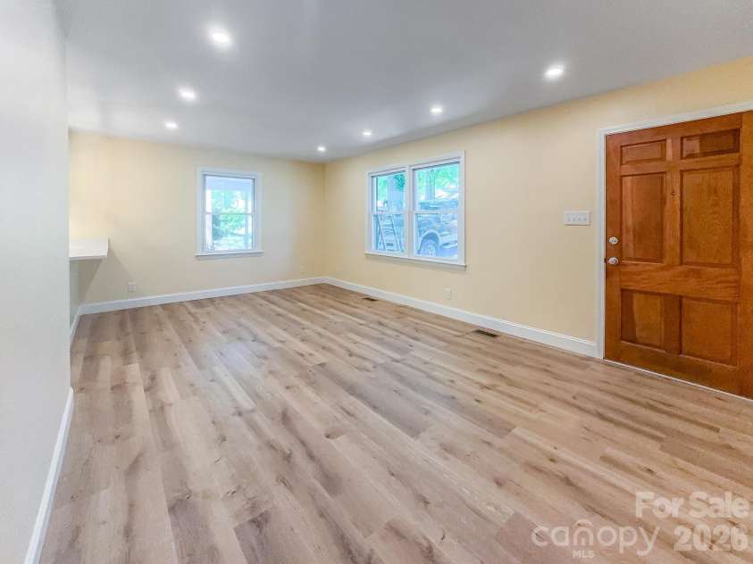 306 Whisnant Street, Shelby, NC 28150.  MLS# CAR4379331, YatesRealty ID 23769. 