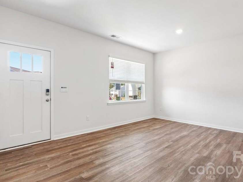 552 Dazzle Loop, Newton, NC 28658.  MLS# CAR4334725, YatesRealty ID 2377. 
