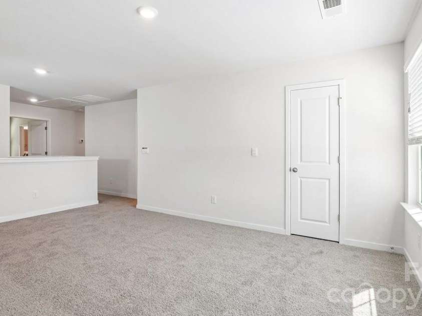 552 Dazzle Loop, Newton, NC 28658.  MLS# CAR4334725, YatesRealty ID 2377. 
