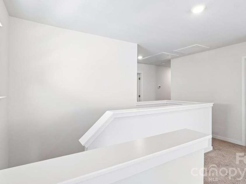 552 Dazzle Loop, Newton, NC 28658.  MLS# CAR4334725, YatesRealty ID 2377. 