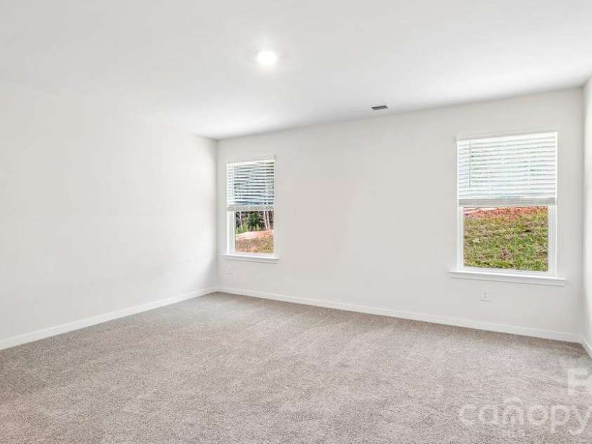 552 Dazzle Loop, Newton, NC 28658.  MLS# CAR4334725, YatesRealty ID 2377. 